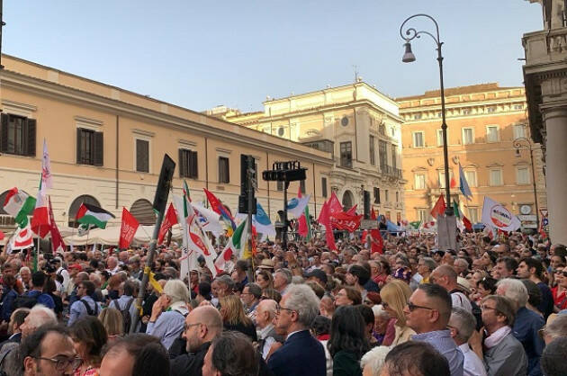 Autonomia: Ruotolo (#Pd), vergognatevi. Paese diviso in due