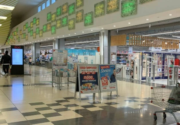 Solidarietà di AVS allo sciopero delle lavoratrici e dei lavoratori Ipercoop Cremona Po 
