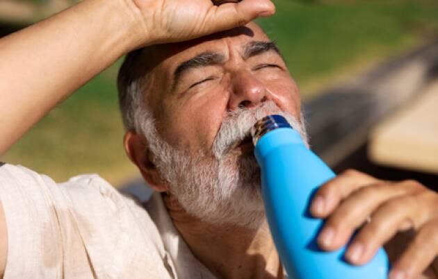 Anziani Nel mondo: cosa fare davanti alle ondate di calore