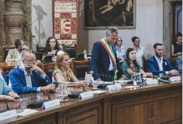 (CR) Auguri di buon lavoro a Virgilio La nuova  amministrazione parte |GC Storti