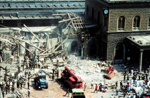 BOLOGNA STRAGE  2 AGOSTO 1980  IL MANIFESTO del  44° ANNIVERSARIO