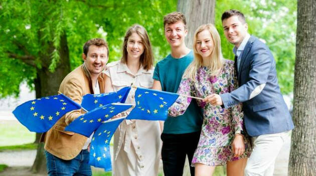 YOUTH IN ITALY, GIOVANI IN EUROPA: ESPERIENZE A CONFRONTO NELL’AMBITO DI ALMA