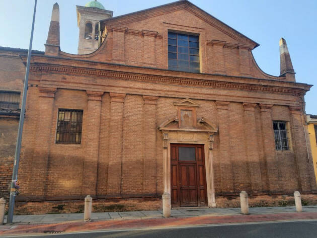 Anziani Visita guidata per la terza età alla chiesa di Santa Chiara