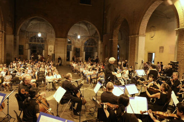 Summer Festival AL GIAPPONE A CREMONA: IL COLLEGIUM MUSICUM SHIZUOKA & SZIGETI QUARTET