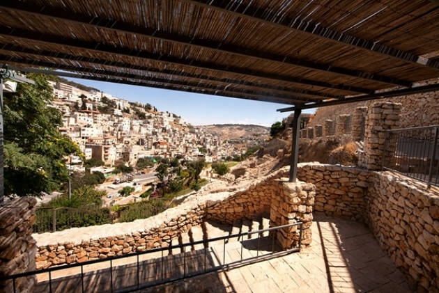 Scoperto a Gerusalemme nella Città di Davide un Sigillo di Pietra di 2700 anni fa