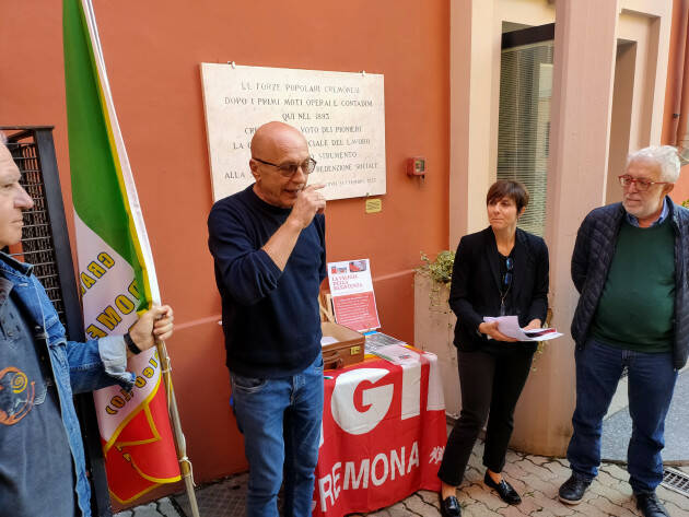 Anpi e Cgil LA VALIGIA DELLA RESISTENZA ARRIVA A CREMONA! (video)