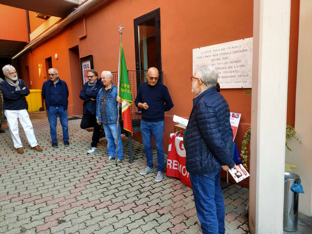 Anpi e Cgil LA VALIGIA DELLA RESISTENZA ARRIVA A CREMONA! (video)