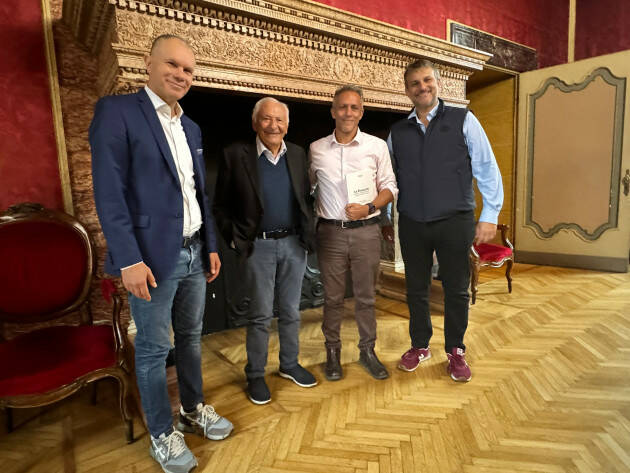  (CR) Gli Straordinari, successo  per l’evento benefico di Casapoint con Mogol