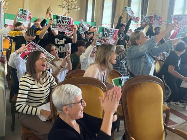  Lecce È la prima volta che vince una scuola italiana vince il 'Nobel'