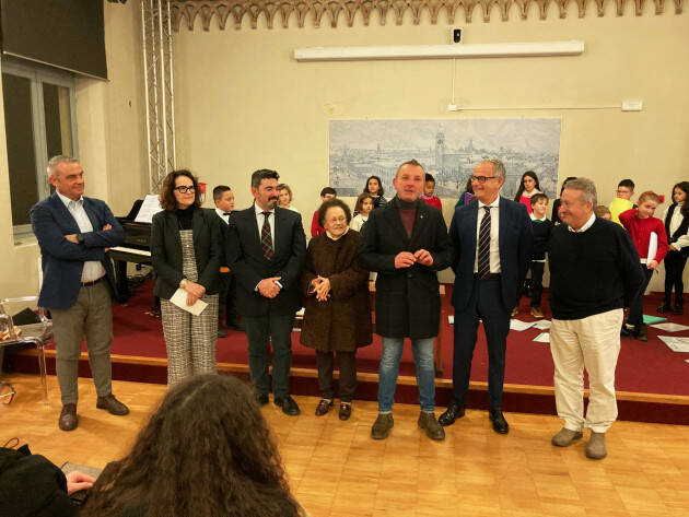 La donazione dei Lions Club Crema Serenissima all’Istituto Folcioni