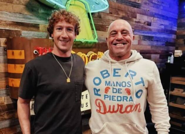 Zeus Mark Zuckerberg contro Apple: ''Non inventa niente da 20 anni''