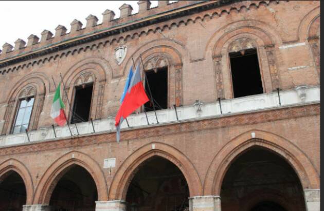 (CR) Sale Palazzo Comunale,si aggiungono le denominazioni di illustri personaggi 