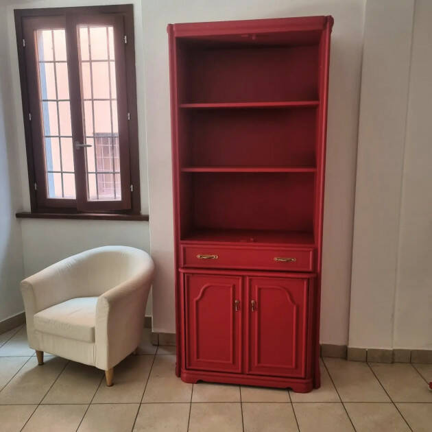 LA CREDENZA ROSSA © Miriam Ballerini