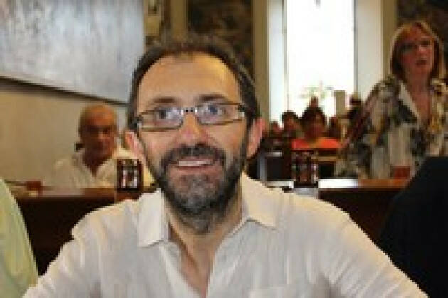 (CR) Le ricette del centro-destra per risolvere la crisi del commercio | Roberto Poli (PD)