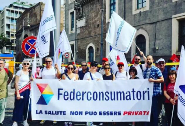 Federconsumatori Bollette alle stelle, utenti senza tutele e speculazioni   (Video)