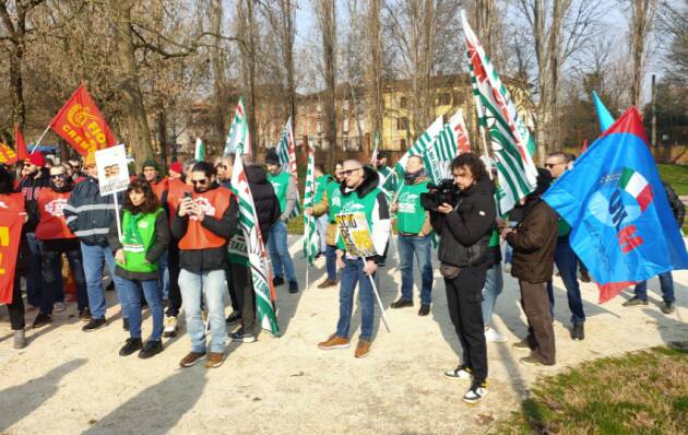  IL PD di Cremona solidale con i metalmeccanici di Cgil-Cisl-Uil in lotta per il contratto