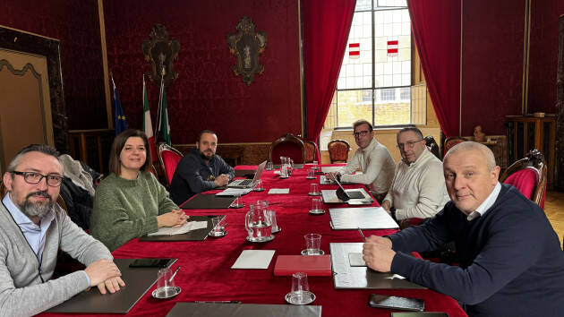 A Cremona le istituzioni incontrano i pendolari