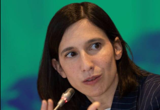 Europa Elly Schlein Difesa comune, non riarmo nazionale.