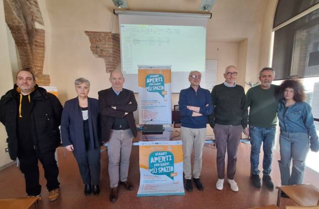 F.L.A.S.H. UN PROGETTO PARTECIPATIVO CULTURALE   CHE NASCE IN BIBLIOTECA