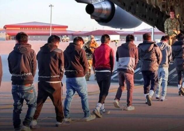 (CR) Pianeta Migranti. Trump piega e umilia i migranti con le deportazioni