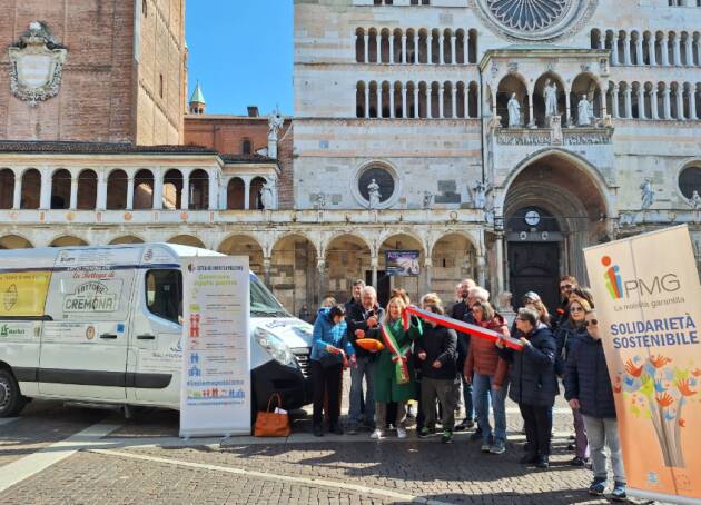 PMG Italia Ad Anffas Cremona un nuovo mezzo per la mobilità garantita