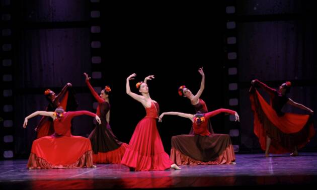  Il Balletto di Milano Incanta Milano con 'La Dolce Vita'