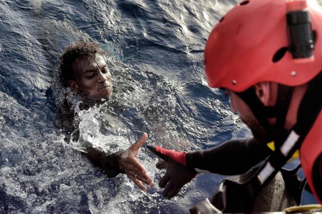 (CR) Pianeta Migranti. 32 Ong contro il decreto Piantedosi