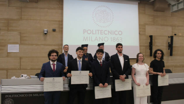 POLITECNICO DI MILANO, IL FUTURO PRENDE FORMA: PROCLAMATI 33 NUOVI INGEGNERI NEL CAMPUS DI CREMONA
