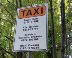 (CR) un nuovo servizio aggiuntivo per gli utenti del servizio taxi cittadino | Luca Zanacchi 