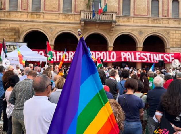 Bozzolo Cgil Cremona PIAZZA EUROPA PIENA PER LA PACE