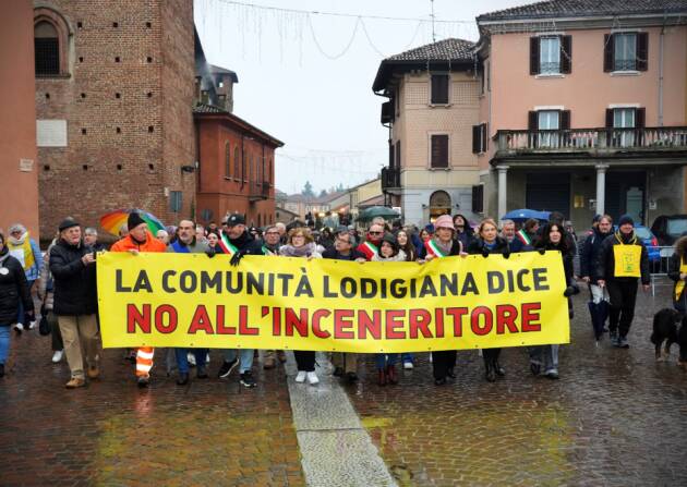 Inceneritori Lombardia: urge Tavolo di Confronto con le Associazioni
