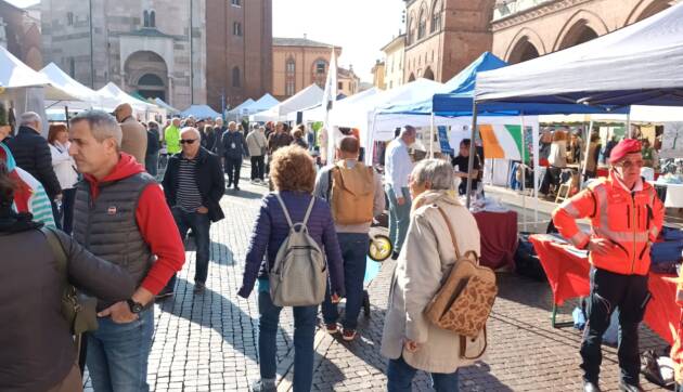 Cremona  31° Festa del Volontariato IL FUTURO DA COSTRUIRE INSIEME