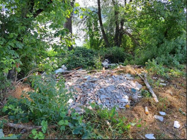 (CR) Rifiuti abbandonati in Lungo Po Europa, individuato e denunciato l’autore