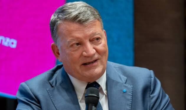 Bombardieri (UIL) : Estensione detassazione aumenti contrattuali,