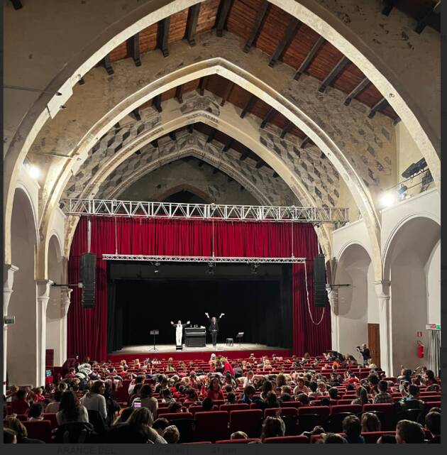 Crema Teatro San Domenico: al via con successo la stagione teatrale dedicata alle scuole