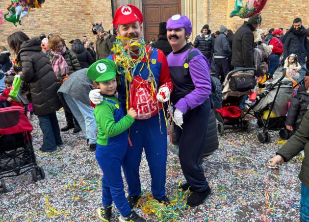 GRAN CARNEVALE CREMASCO LA FESTA E’ APPENA INIZIATA