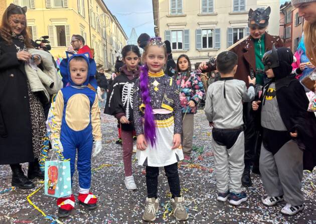 GRAN CARNEVALE CREMASCO LA FESTA E’ APPENA INIZIATA