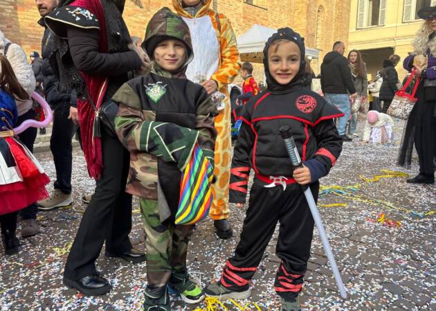 GRAN CARNEVALE CREMASCO LA FESTA E’ APPENA INIZIATA
