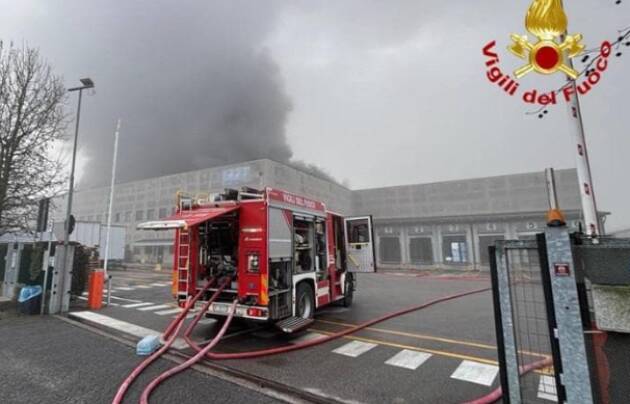 Cremona Incendio alla MAGIC PACK  Note stampa Comune e ATS Val Padana