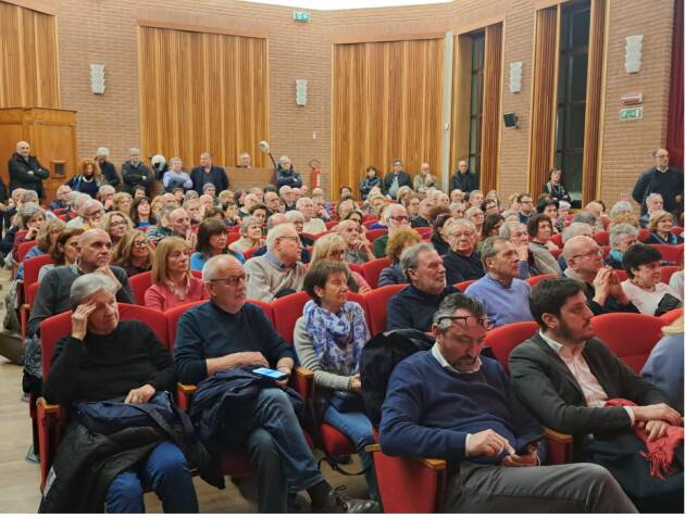 Referendum con Rosy Bindi sala grenita per il NO in defesa della Costituzione