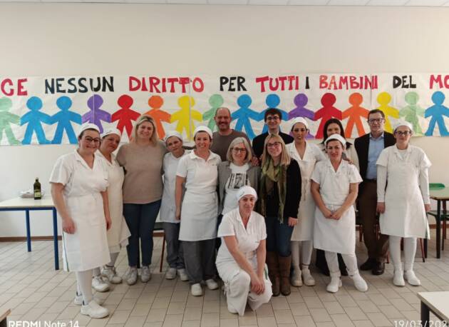 (PC) In memoria delle vittime delle mafie, a scuola la pasta di Libera Terra