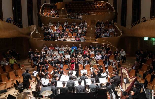 Cremona  Applausi per la Harvard-Westlake Chamber Orchestra 