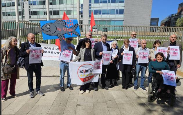 IN PIAZZA PERCHÉ LA SALUTE È UN DIRITTO