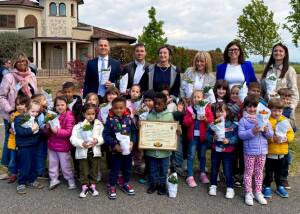 Soresina Oltre 150 bambini piantano il futuro