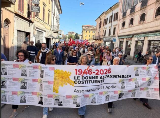 LA SCUOLA E LA COSTITUZIONE VALORI DI RIFERIMENTO PER LA VITA TRA I BANCHI