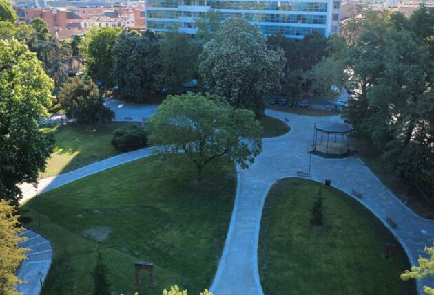 (PC) Giardini Margherita, taglio del nastro con i bambini delle scuole per la riapertura 