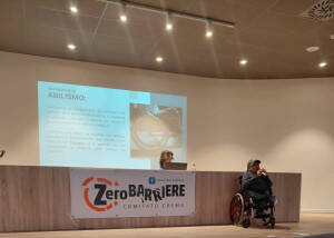 Mattia Muratore a Crema: incontro con 180 studenti su abilismo, sport e inclusione