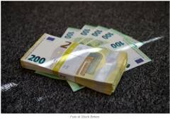 Zeus L'UE approva l'euro digitale