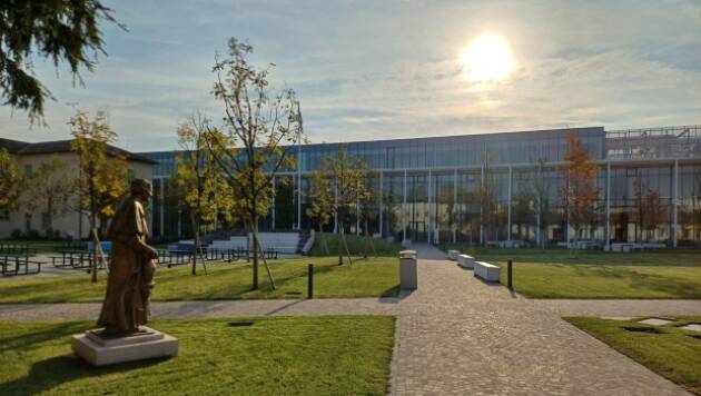 AL CAMPUS DI CREMONA 25 LAUREANDI IN INGEGNERIA VICINI AL TRAGUARDO