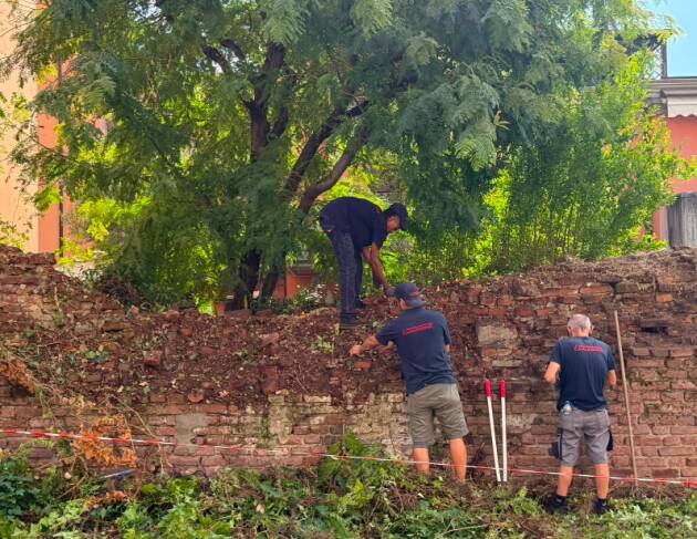 (CR) Bastioni di Porta Mosa: al via gli interventi per la pulizia delle mura